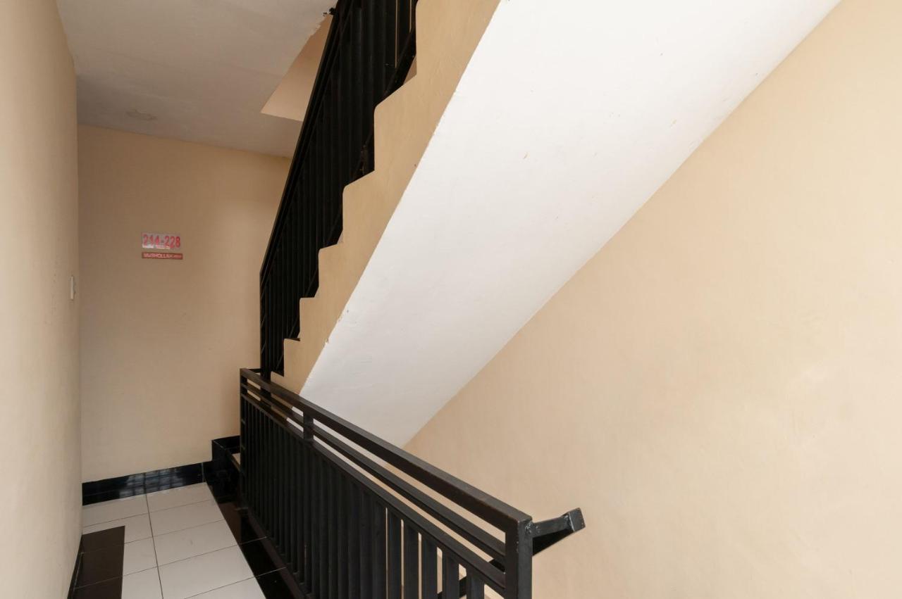 Urbanview Hotel Syariah Residence Medan By Reddoorz Kültér fotó